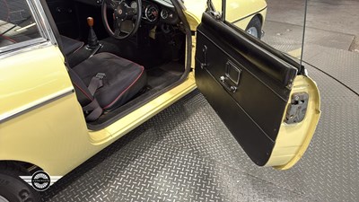 Lot 637 - 1969 MG C GT