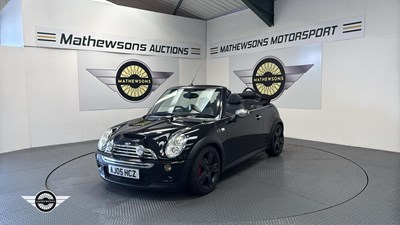 Lot 586 - 2005 MINI MINI COOPER S AUTO