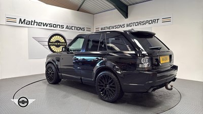 Lot 858 - 2005 LAND ROVER R-ROVER SPT V8SC 1ST ED