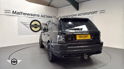 Lot 858 - 2005 LAND ROVER R-ROVER SPT V8SC 1ST ED