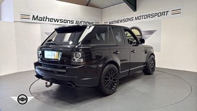 Lot 858 - 2005 LAND ROVER R-ROVER SPT V8SC 1ST ED