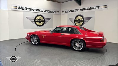 Lot 720 - 1989 JAGUAR XJ-S AUTO