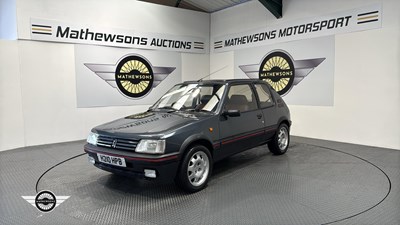 Lot 694 - 1990 PEUGEOT 205 GTI