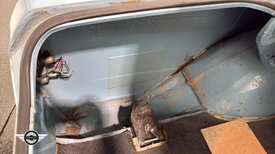 Lot 422 - 1969 FORD CORTINA DE LUXE