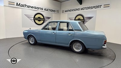 Lot 422 - 1969 FORD CORTINA DE LUXE