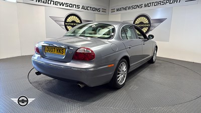 Lot 780 - 2007 JAGUAR S-TYPE XS V6 AUTO