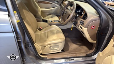 Lot 780 - 2007 JAGUAR S-TYPE XS V6 AUTO