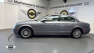 Lot 780 - 2007 JAGUAR S-TYPE XS V6 AUTO