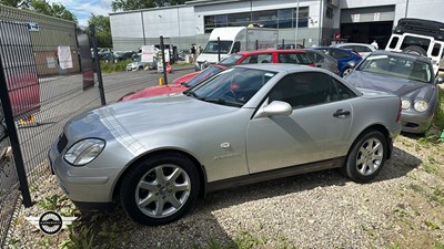 Lot 794 - 1999 MERCEDES SLK 230 KOMPRESSOR AUTO