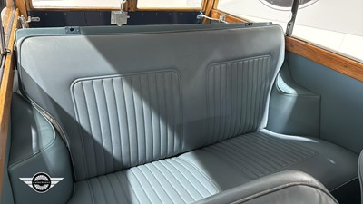Lot 786 - 1968 MORRIS MINOR TRAVELLER