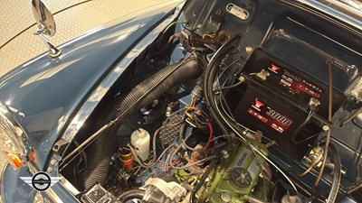 Lot 786 - 1968 MORRIS MINOR TRAVELLER