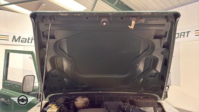 Lot 318 - 2002 LAND ROVER DEFENDER 130 TD5