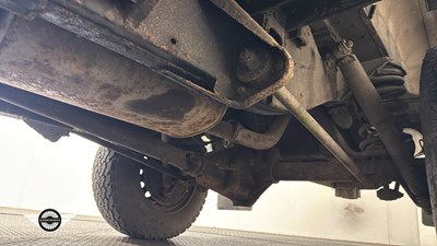 Lot 318 - 2002 LAND ROVER DEFENDER 130 TD5