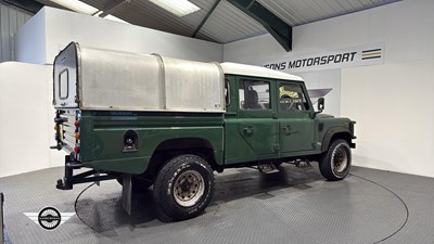 Lot 318 - 2002 LAND ROVER DEFENDER 130 TD5