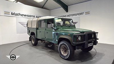 Lot 318 - 2002 LAND ROVER DEFENDER 130 TD5