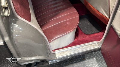 Lot 102 - 1960 FORD ZODIAC