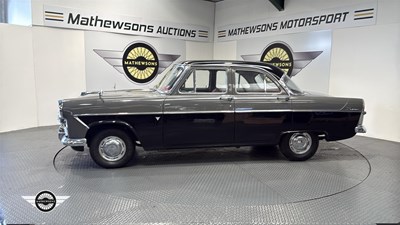 Lot 102 - 1960 FORD ZODIAC