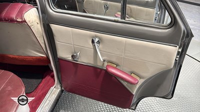 Lot 102 - 1960 FORD ZODIAC