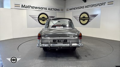 Lot 102 - 1960 FORD ZODIAC
