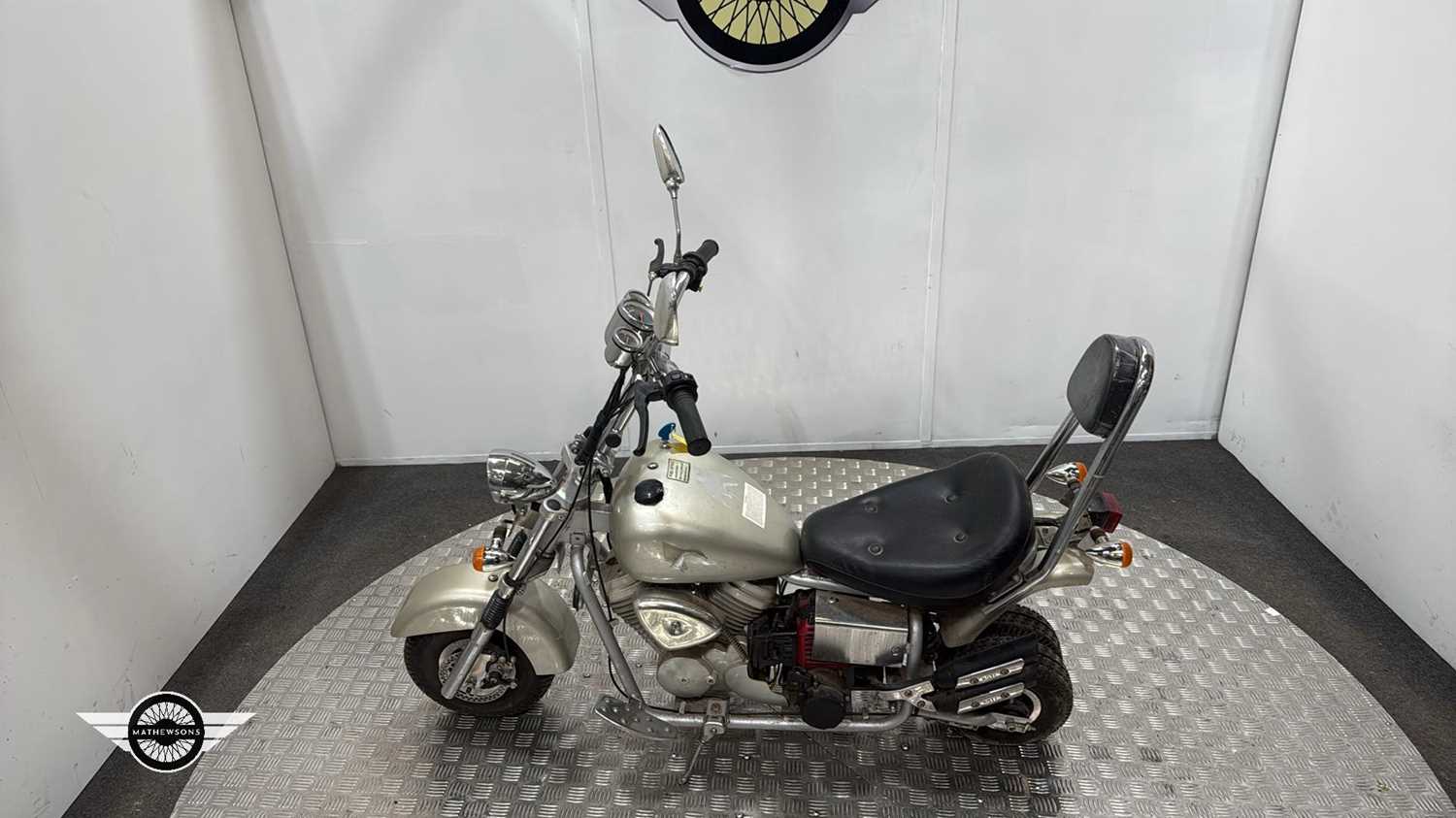 Lot 65 - CHILDS PETROL MOTORBIKE