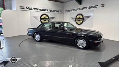Lot 103 - 1997 JAGUAR XJ6 SPORT AUTO