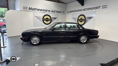 Lot 103 - 1997 JAGUAR XJ6 SPORT AUTO