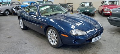 Lot 389 - 1999 JAGUAR XKR AUTO