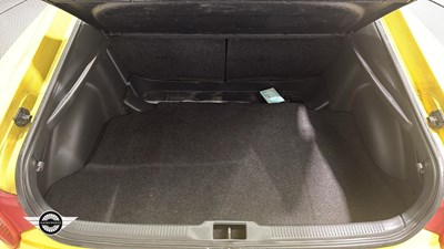 Lot 696 - 2006 TOYOTA CELICA VVTL-I GT
