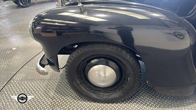 Lot 547 - 1950 VAUXHALL WYVERN
