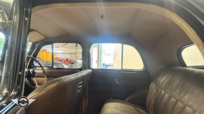 Lot 547 - 1950 VAUXHALL WYVERN