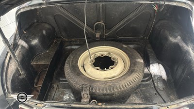 Lot 547 - 1950 VAUXHALL WYVERN