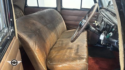 Lot 547 - 1950 VAUXHALL WYVERN