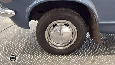 Lot 876 - 1967 VAUXHALL VIVA DELUXE