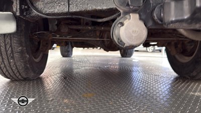 Lot 207 - 1997 TOYOTA HILUX SURF SSRX