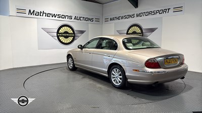 Lot 835 - 2003 JAGUAR S-TYPE V6 SE AUTO