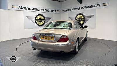 Lot 835 - 2003 JAGUAR S-TYPE V6 SE AUTO
