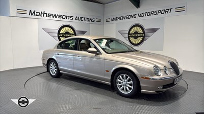 Lot 835 - 2003 JAGUAR S-TYPE V6 SE AUTO