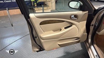 Lot 835 - 2003 JAGUAR S-TYPE V6 SE AUTO