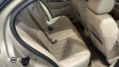 Lot 835 - 2003 JAGUAR S-TYPE V6 SE AUTO