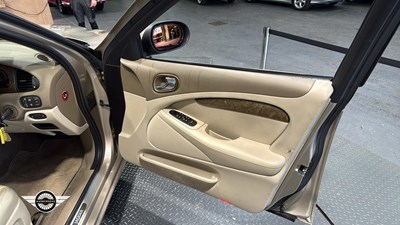Lot 835 - 2003 JAGUAR S-TYPE V6 SE AUTO