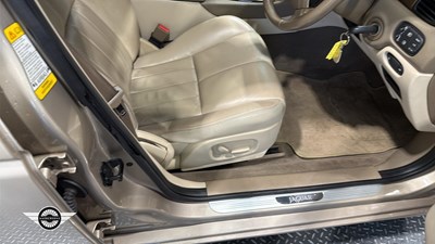 Lot 835 - 2003 JAGUAR S-TYPE V6 SE AUTO