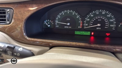 Lot 835 - 2003 JAGUAR S-TYPE V6 SE AUTO