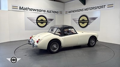 Lot 845 - 1960 MG A