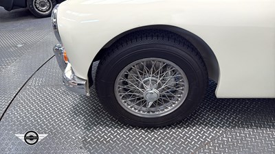 Lot 845 - 1960 MG A