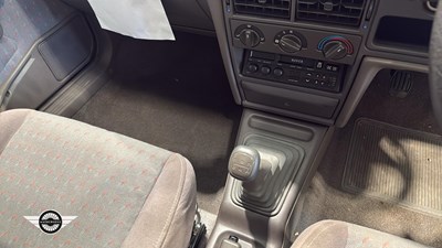 Lot 636 - 1994 ROVER MAESTRO CLUBMAN D
