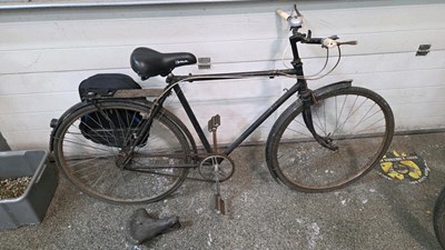 Lot 423 - GENTS 3 SPEED VINTAGE BICYCLE
