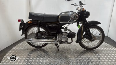 Lot 806 - 1965 HONDA C200