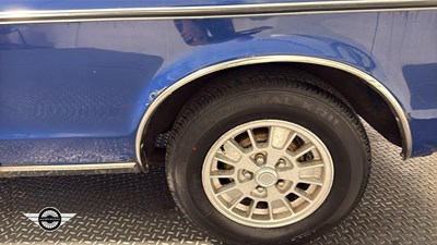 Lot 72 - 1975 FORD GRANADA GHIA CPE AUTO