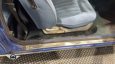 Lot 72 - 1975 FORD GRANADA GHIA CPE AUTO