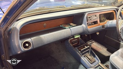 Lot 72 - 1975 FORD GRANADA GHIA CPE AUTO